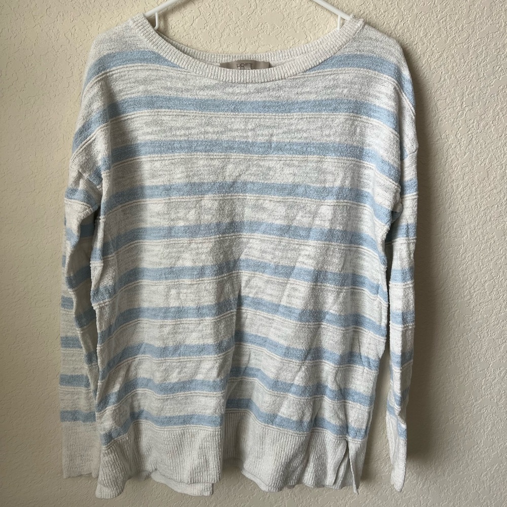 Light blue/cream striped sweater